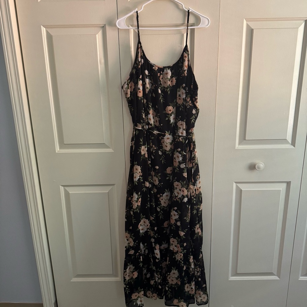Old Navy The Occasion Waist Defined Floral Plus Size Dress